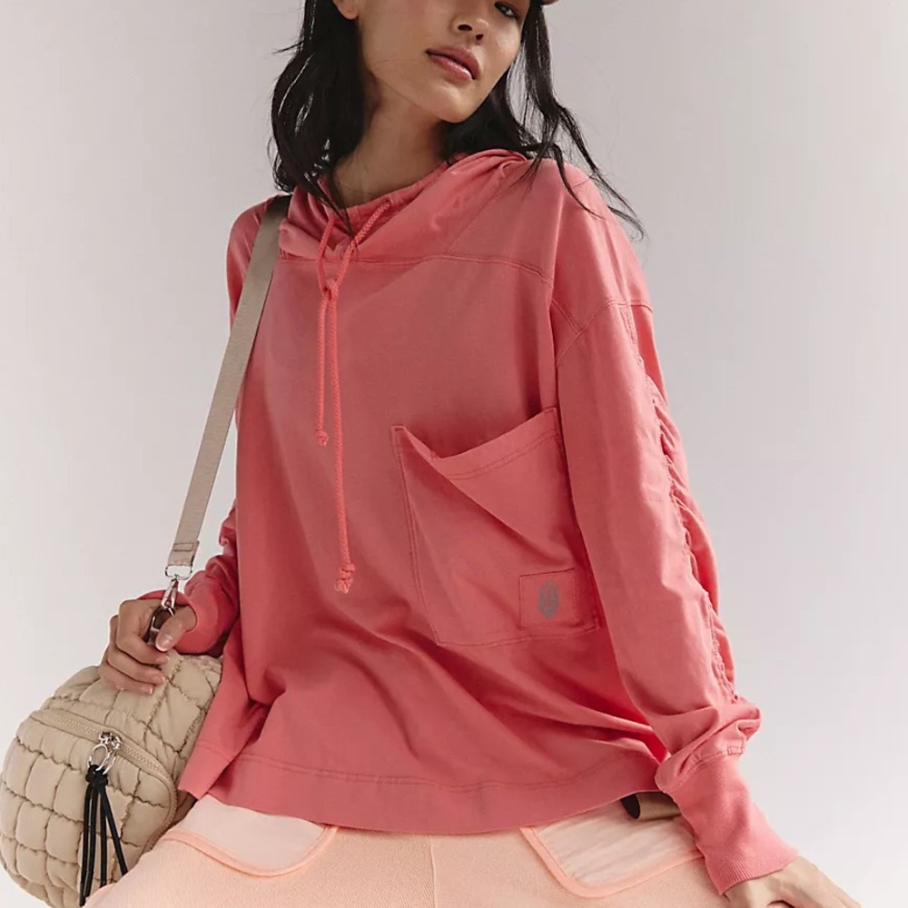 FP Movement Hot Shot Hooded Layer - Small NWT